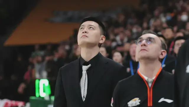 芒果体育官网-再次出山救火!曝乌戈接替杨鸣,成为辽宁男篮新主帅